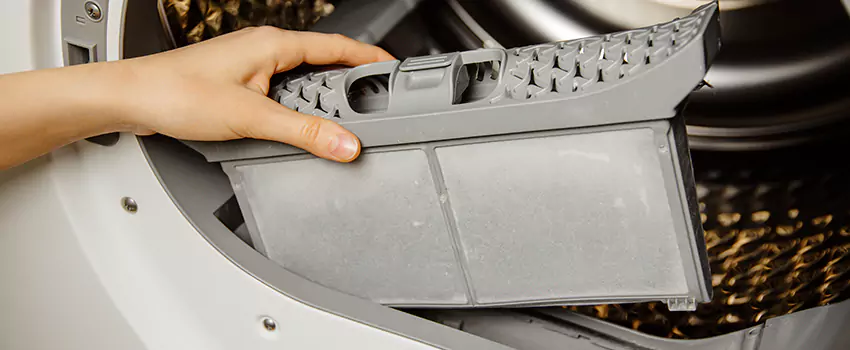 Signs Of A Clogged Dryer Lint Trap in Rockville, Maryland